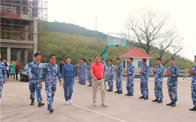 市領(lǐng)導“八一”前夕走訪慰問駐鼎部隊