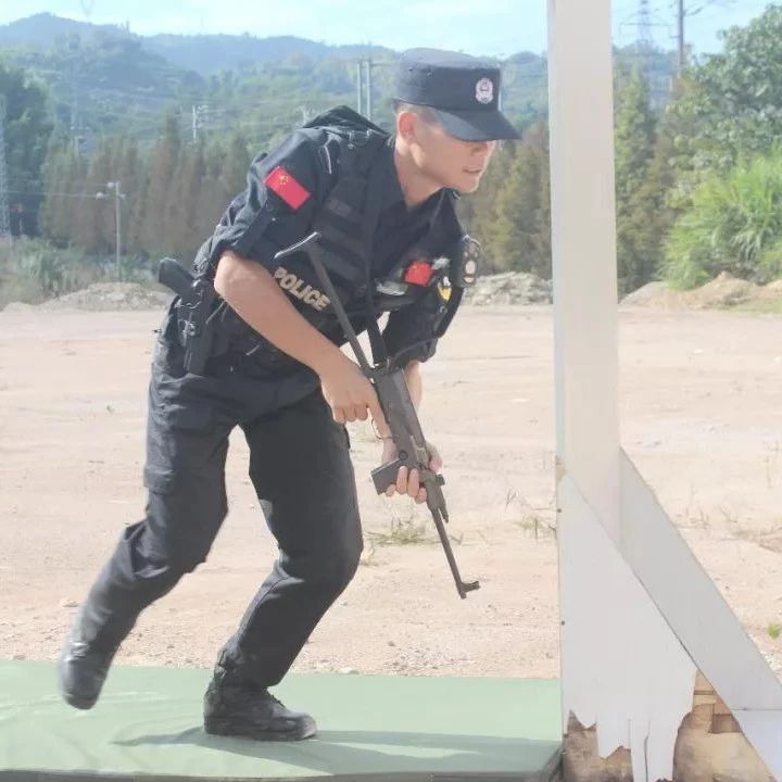 【警察故事】因為熱愛，所以堅持，外地小伙遠赴福鼎完成特警夢