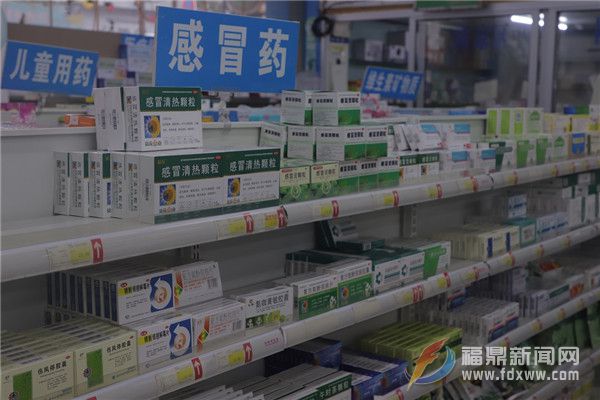 走訪市區(qū)藥店供應：藥價平穩(wěn) 防護用品缺貨