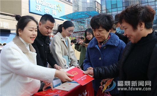 “憲法宣傳周”點燃市民學法熱情