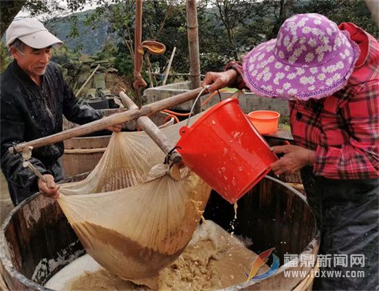 堅(jiān)持手工制作 管陽(yáng)番薯粉供不應(yīng)求