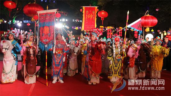 央視小春晚《東西南北賀新春》溪西美食街拍攝點完成彩排，進入拍攝！